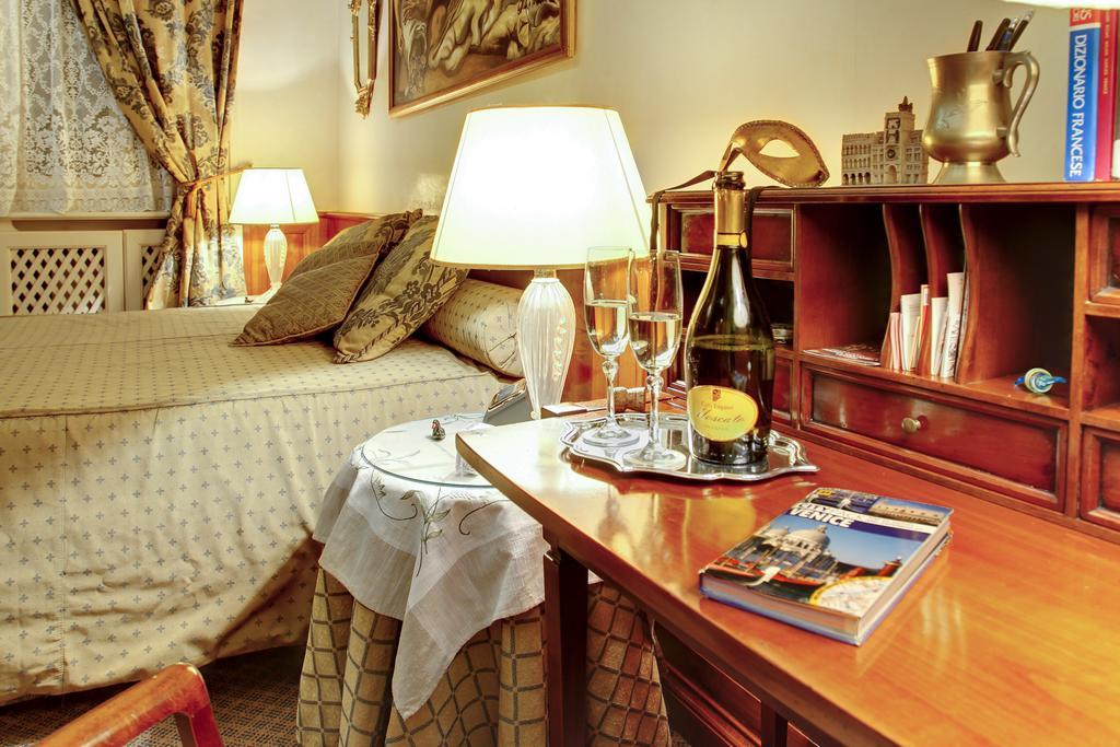 Le Vele Pied-A-Terre Lägenhet Venedig Exteriör bild